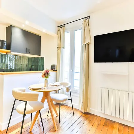 Magnificent -1br 4p - Buttes Chaumont شقة باريس