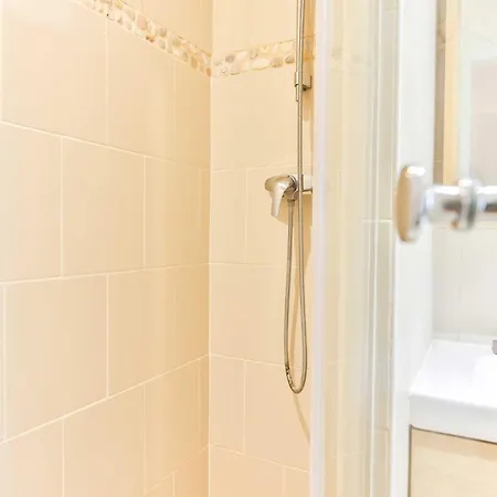 Magnificent -1br 4p - Buttes Chaumont דירה *